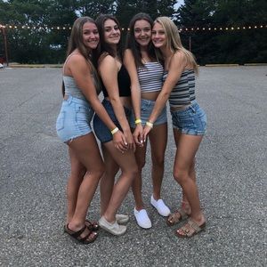 Meet your Posher, Abby